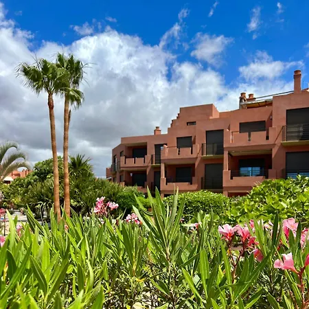 One Bed In With Sea Views K120