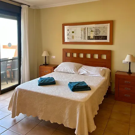 Apartment One Bed In With Sea Views K120